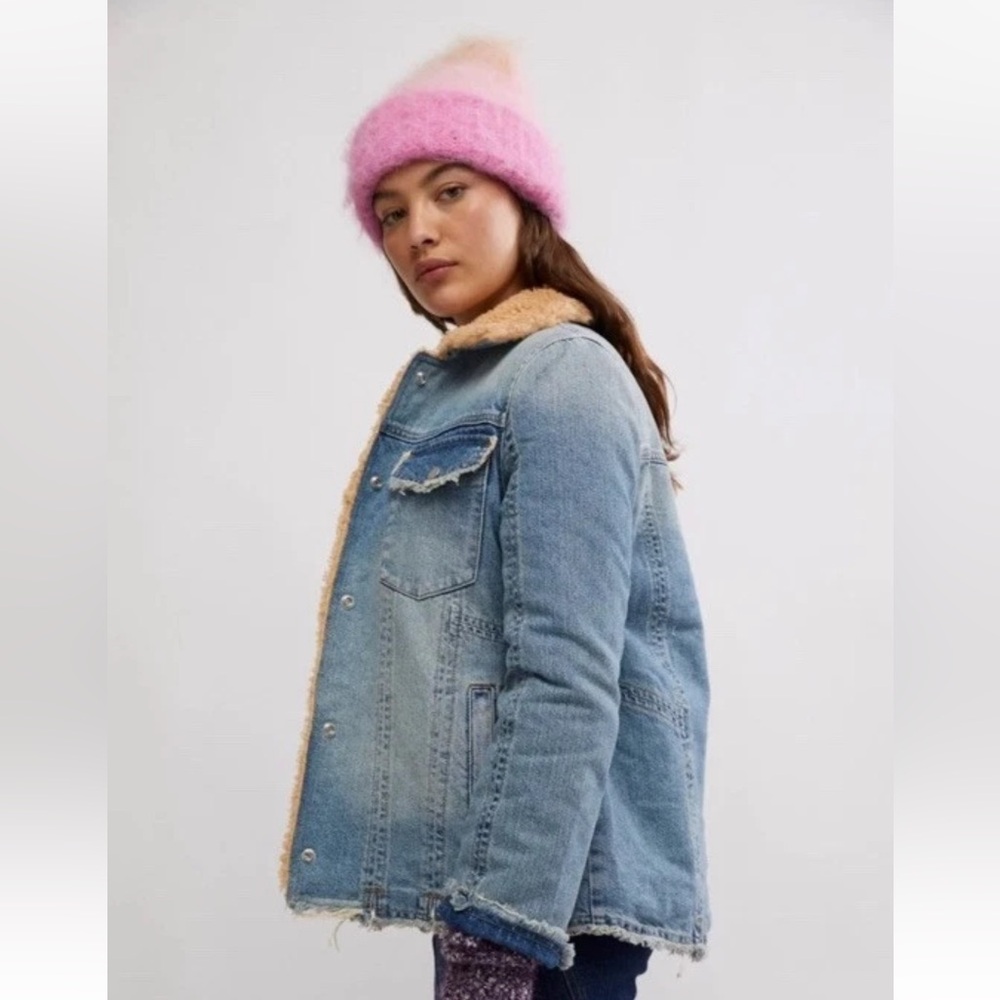 Free People Karter Denim Jacket We The Free Faux Sherpa Lined Collar Pockets - Picture 2 of 6